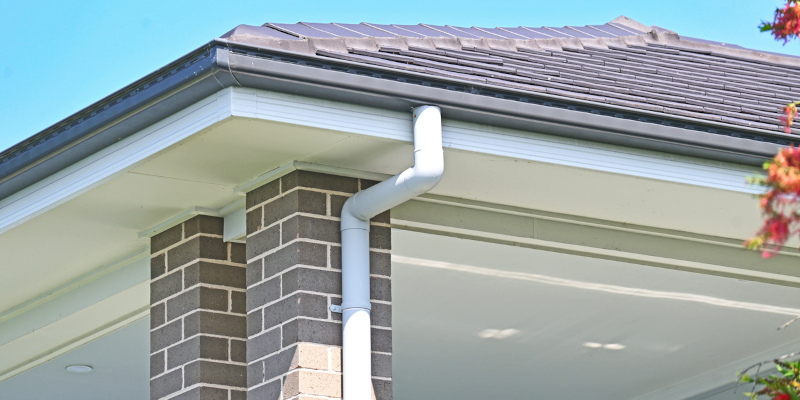 How to Select the Right Gutter Downspouts